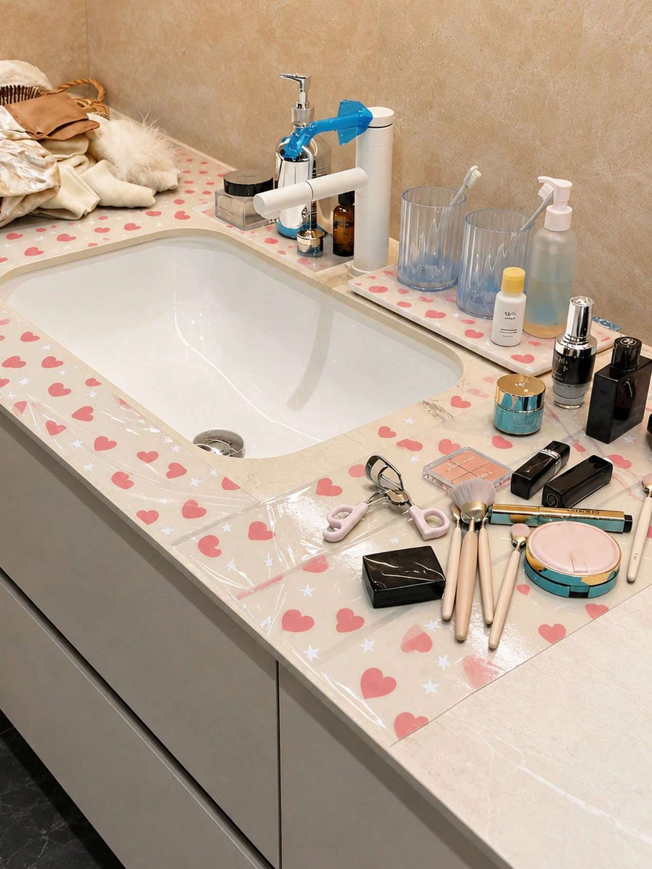 แผ่นรองนั่งชักโครกแบบใช้แล้วทิ - Home Bathroom Equipment บทวิจารณ์และราคา